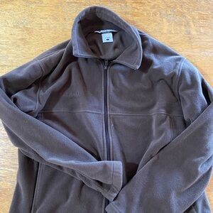 Large men’s brown Columbia fleece